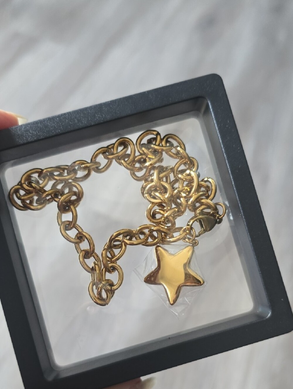 Gold Star Charm Link Necklace- Women Jewelry - Picture 2 of 2
